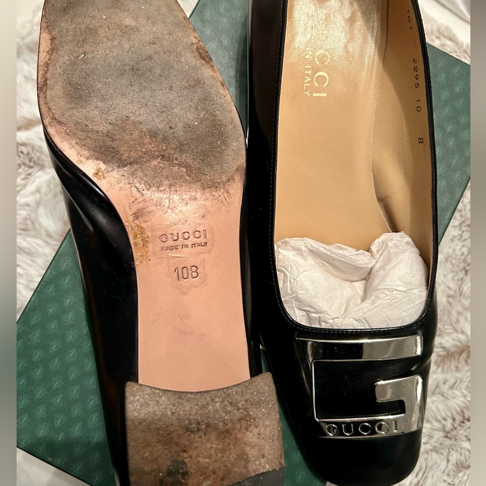 Vintage Gucci Decollete Silver Buckle Shoe - Picture 4 of 7